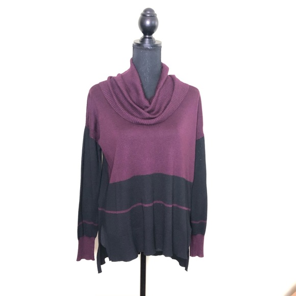Purple & black cowl neck sweater size small - Picture 3 of 10